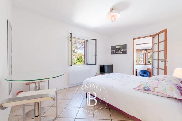 Peymeinade, Villa 4 Chambres -  267 m² à vendre