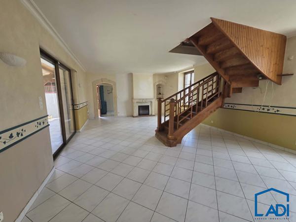 ST-MAIXENT ! Nouveauté à découvrir !, Saint maixent l ecole 79400