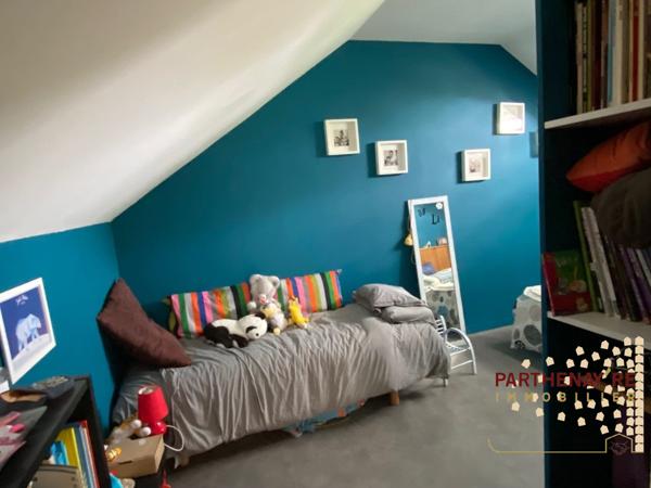 Jolie Maison atypique T6 avec piscine