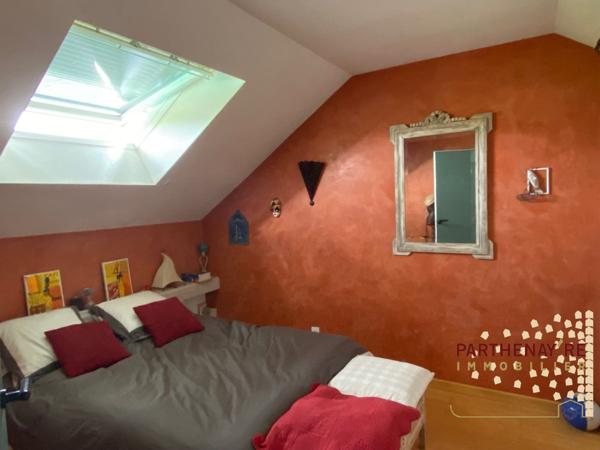 Jolie Maison atypique T6 avec piscine