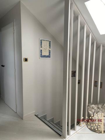 Jolie Maison atypique T6 avec piscine
