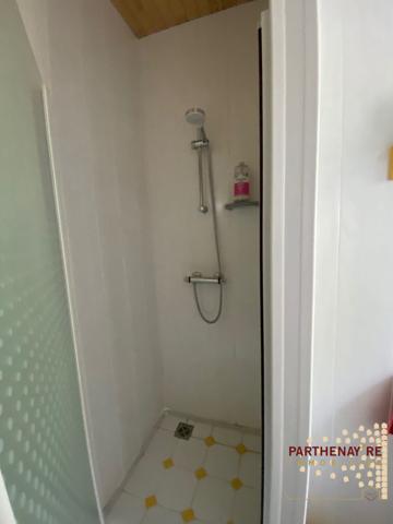 Jolie Maison atypique T6 avec piscine