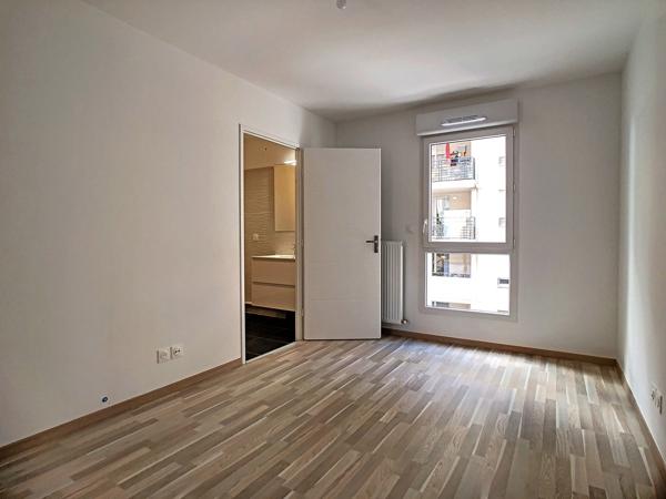 Appartement À louer 2 pièce(s) 46 m²