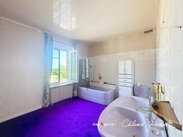 Maison à AVRANCHES, 50300 - 7 pièces 146m²