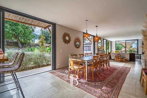 Calvi, Villa 5 Chambres -  205 m² à vendre