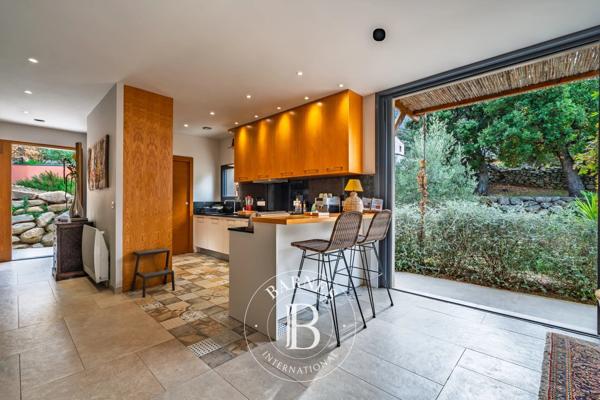 Calvi, Villa 5 Chambres -  205 m² à vendre