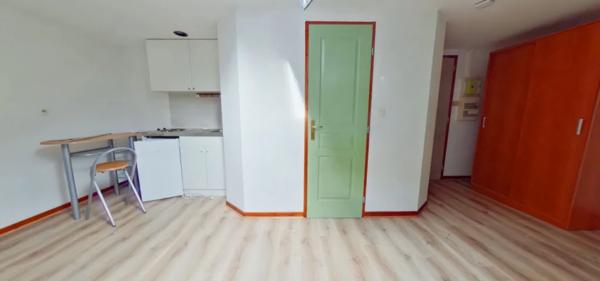 STUDIO A LOUER - VILLEURBANNE Croix-Luizet-Est 16.18 m 2 440 € charges comprises par mois