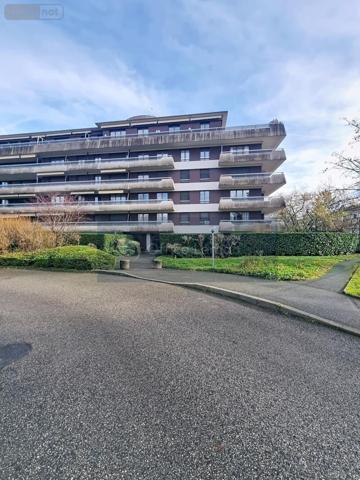 Appartement à vendre à Ferney-Voltaire dans l'Ain (01210), ref : 01047-766