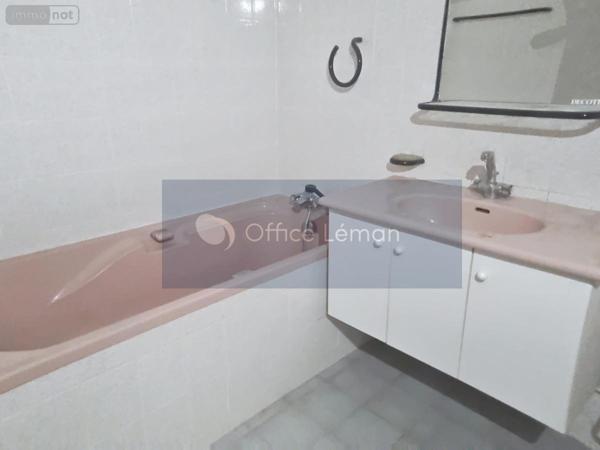 Appartement à vendre à Ferney-Voltaire dans l'Ain (01210), ref : 01047-766