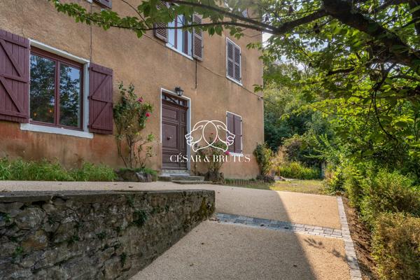 Appartement T4 avec jardin et vue
