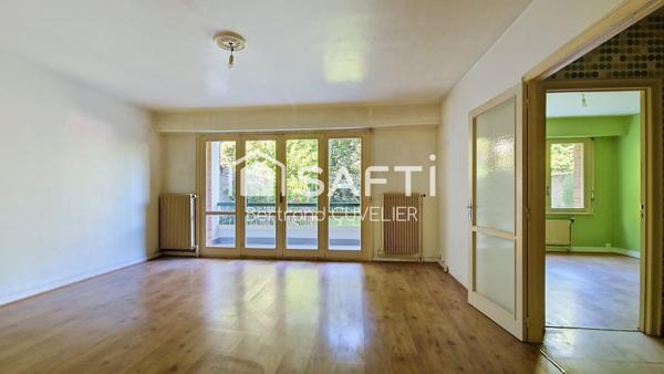 Vieux-Lille - T2 de 71 m² à conforter - rez-de-jardin sud-ouest, balcon, garage et cave