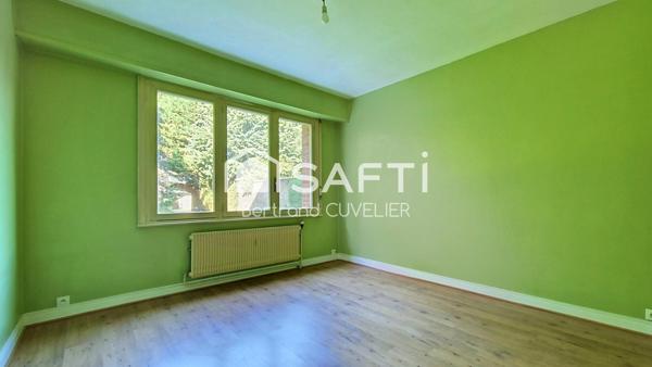 Vieux-Lille - T2 de 71 m² à conforter - rez-de-jardin sud-ouest, balcon, garage et cave