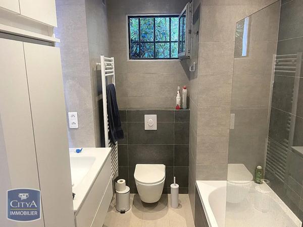 Appartement à louer 4 pièces 89.11m² Aix-en-Provence (13100)