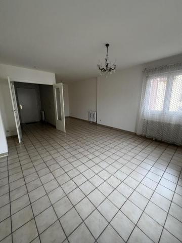 Appartement T2 / Résidence le Petit Jardin /Proche gare et toutes commodités