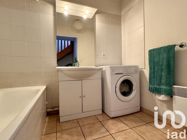 Appartement 2 pièces de 51 m² à Arles (13200)