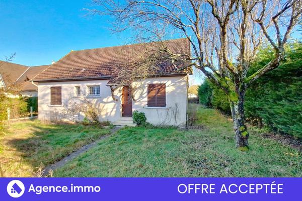 À vendre - Maison individuelle, 4 pièces située à Château-la-Vallière (37330)