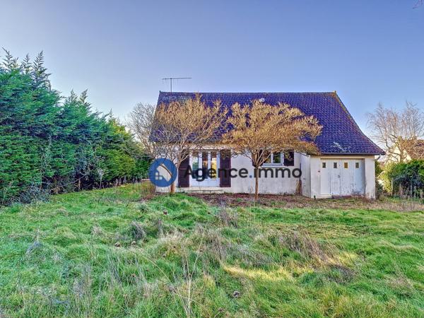 À vendre - Maison individuelle, 4 pièces située à Château-la-Vallière (37330)