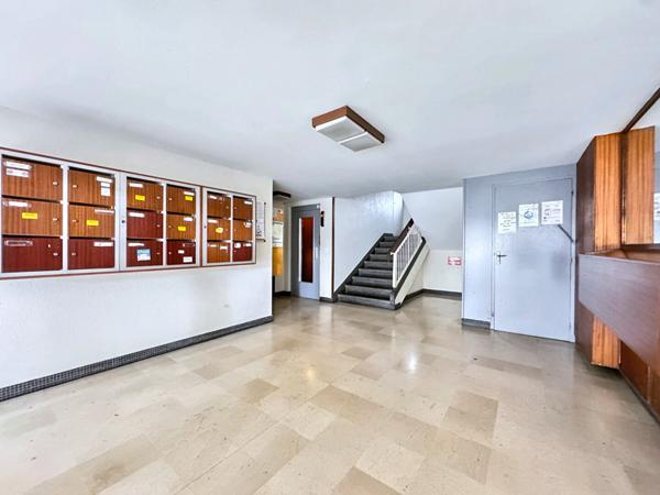 FACS- Nantes T2- 38.65 m2-BALCON-CAVE-ASCENSEUR,  
Nantes 44300