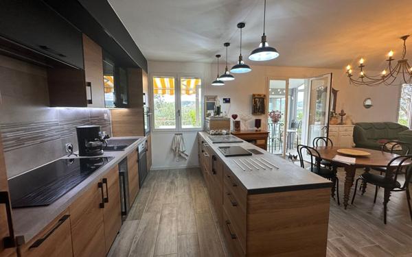 Maison à vendre    4 pièces •  Limoux