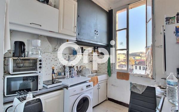 Appartement à vendre    1 pièce • 39,42 m2 Marseille 10