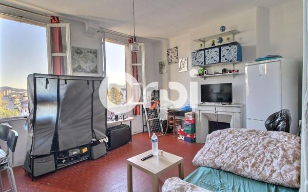 Appartement à vendre    1 pièce • 39,42 m2 Marseille 10