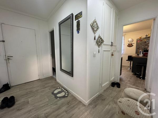 Appartement F5 à vendre  5 pièces - 85,47 m2 GARGES LES GONESSE - 95