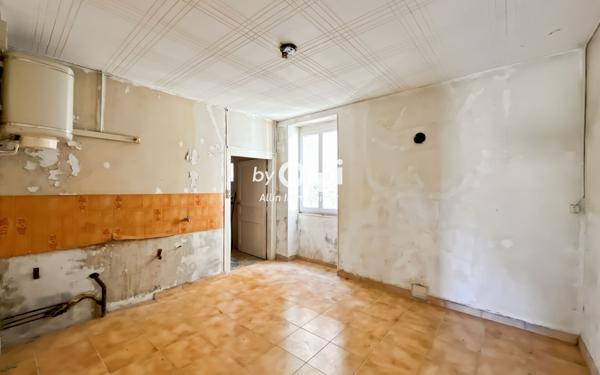 Maison à vendre    7 pièces •  Le Brethon