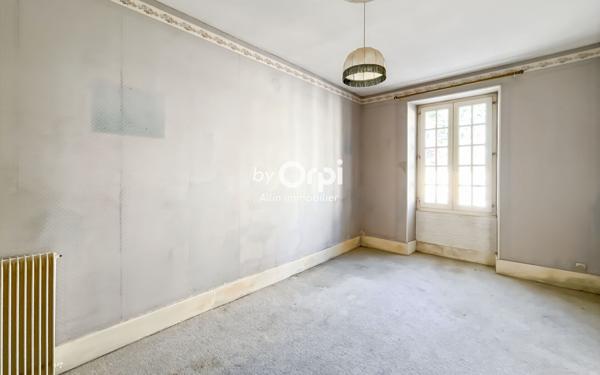 Maison à vendre    7 pièces •  Le Brethon