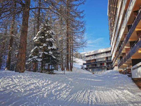 LOCATION À LA SEMAINE - Studio aménagé 4 couchages au pied des pistes - Vars les Claux