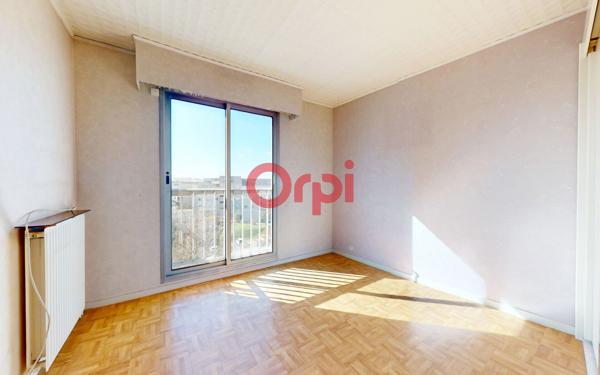 Appartement à vendre    2 pièces • 48,77 m2 Livry-Gargan