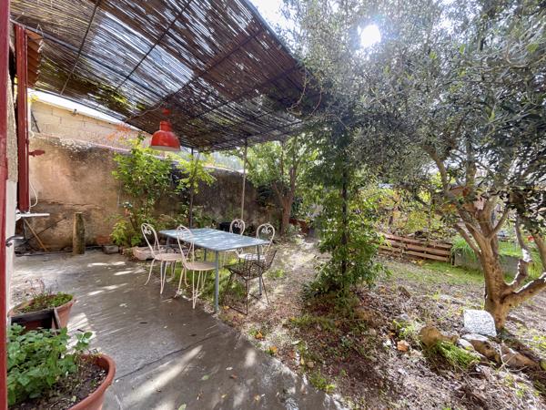 Rians (83560) Maison 6 pièces de 140 m² avec jardin