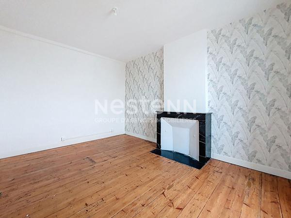 Maison à vendre à sur le port de MARANS - 5 pièces, 3 chambres - Vendu Loué