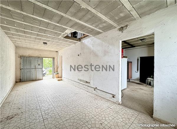 MAISON A RENOVER - NOTRE DAME D'OE 4 pièces 127 m² avec 3 chambres, jardin et deux garages