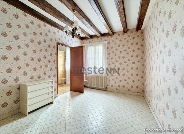 MAISON A RENOVER - NOTRE DAME D'OE 4 pièces 127 m² avec 3 chambres, jardin et deux garages