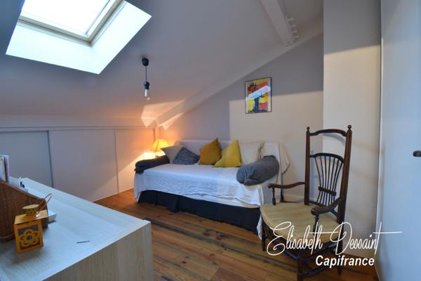 BAYONNE - Superbe duplex T4 de 104 m² au sol en dernier étage avec terrasse, cave et 3 stationnements