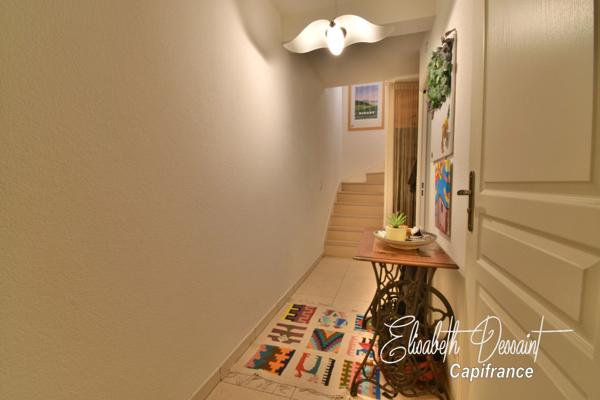 BAYONNE - Superbe duplex T4 de 104 m² au sol en dernier étage avec terrasse, cave et 3 stationnements