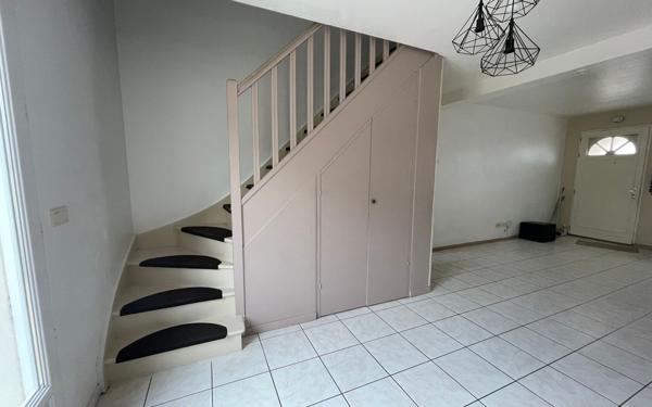 Maison à louer    4 pièces • 94,35 m2 Égly