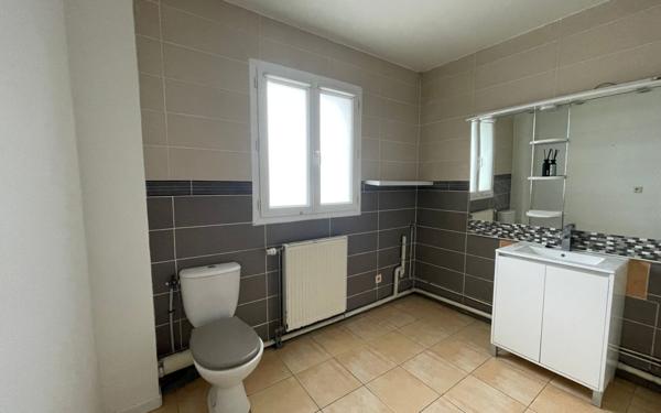 Maison à louer    4 pièces • 94,35 m2 Égly