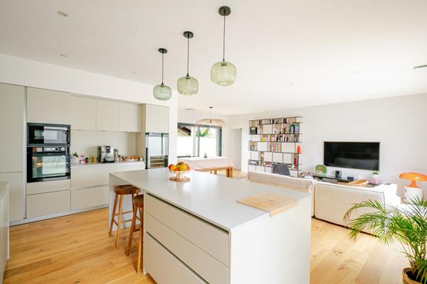 À Vendre - Villa Contemporaine de 2022 avec Piscine