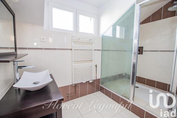 Maison 6 pièces de 162 m² à Saint-Nom-la-Bretèche (78860)