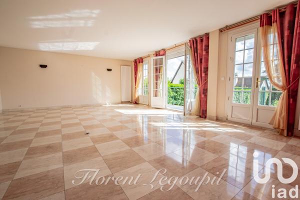 Maison 6 pièces de 162 m² à Saint-Nom-la-Bretèche (78860)