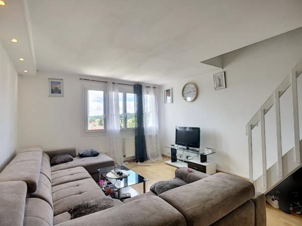 Appartement F4 80m² en duplex secteur Provins gare