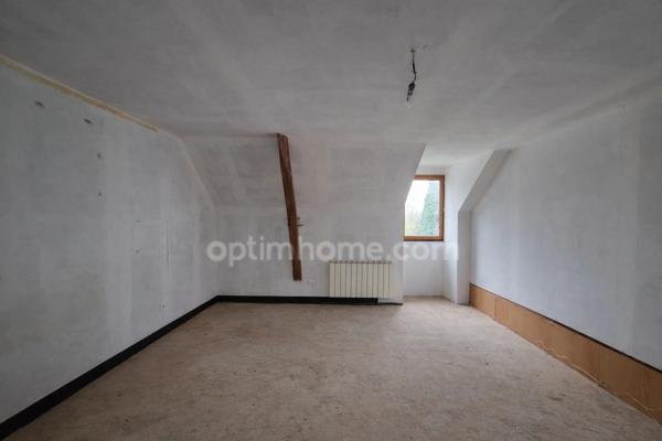 Maison de village d'environ 115 m², 3 pièces avec potentiel d'évolution à Ferrière-Larçon (37350)