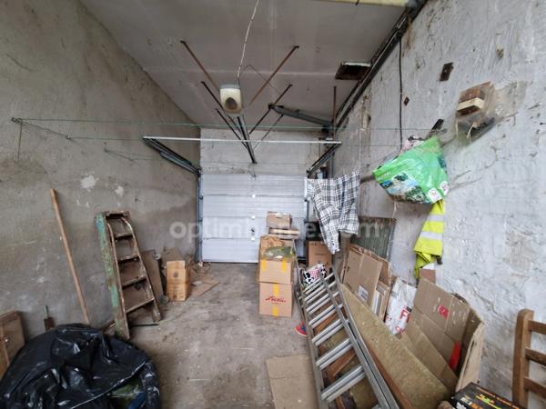 Maison de village d'environ 115 m², 3 pièces avec potentiel d'évolution à Ferrière-Larçon (37350)