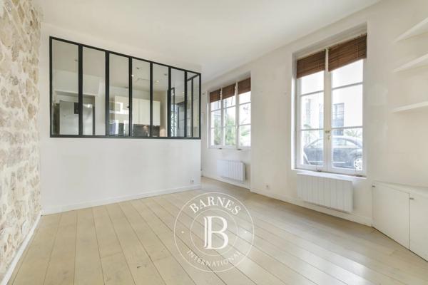 Paris 1er, Appartement 1 Chambre -  44 m² à vendre