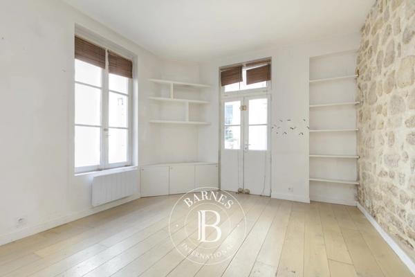 Paris 1er, Appartement 1 Chambre -  44 m² à vendre