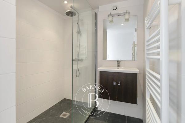 Paris 1er, Appartement 1 Chambre -  44 m² à vendre