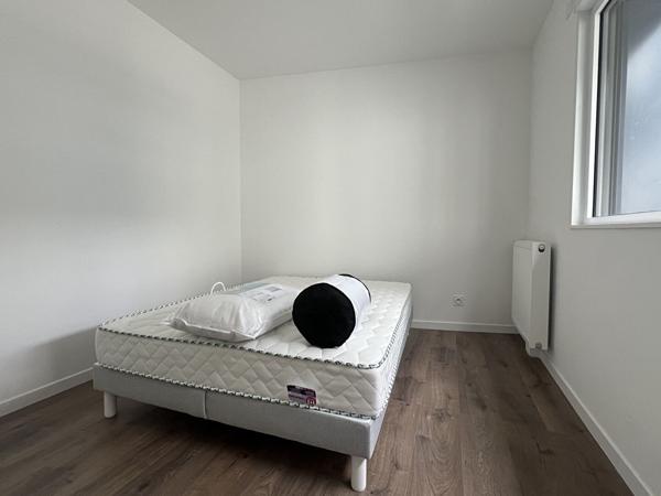 A LOUER T3 MEUBLE neuf Gare / BALCON + PARKING (chauffage eau chaude inclus)