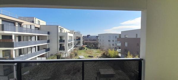 appartement type 3 dans immeuble récent