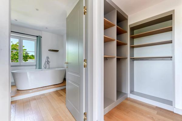 À louer – Duplex meublé d’exception de 168 m² dans une demeure bourgeoise du XVIIᵉ siècle – Écully